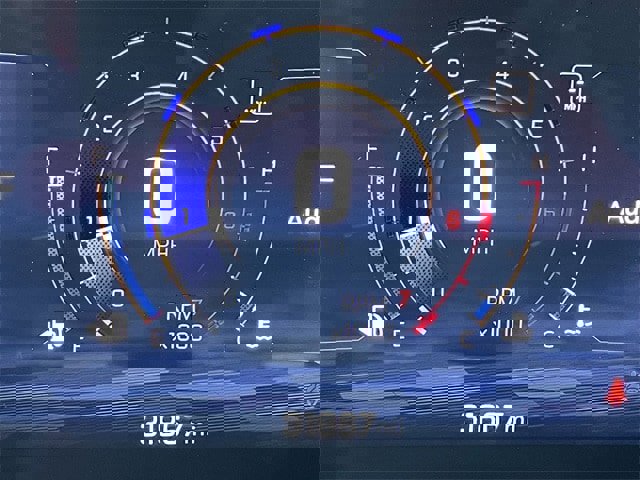 Used 2024 Chevrolet Traverse LT image 15