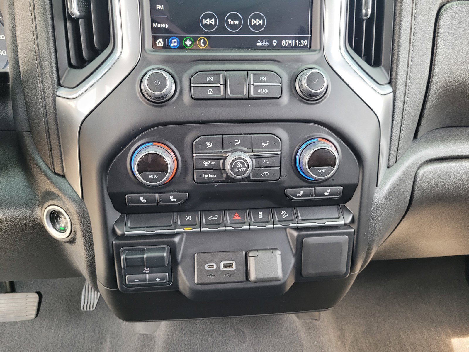 Used 2022 Chevrolet Silverado 1500 RST AWD/4WD image 19