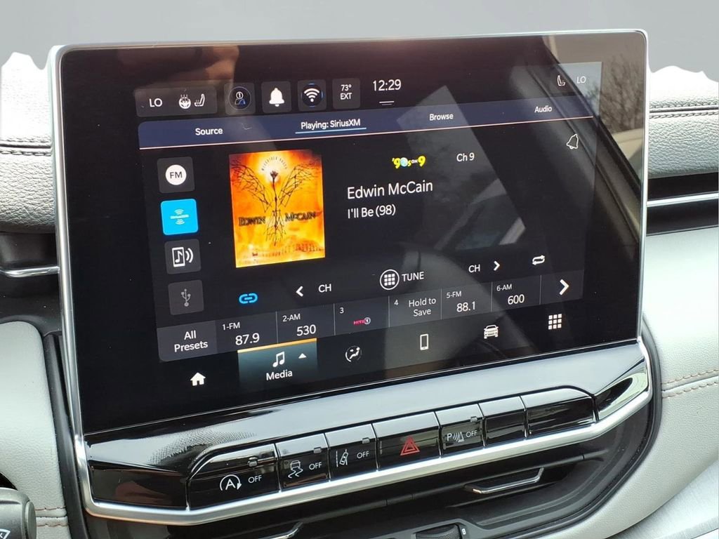 Used 2025 Jeep Compass Limited image 6