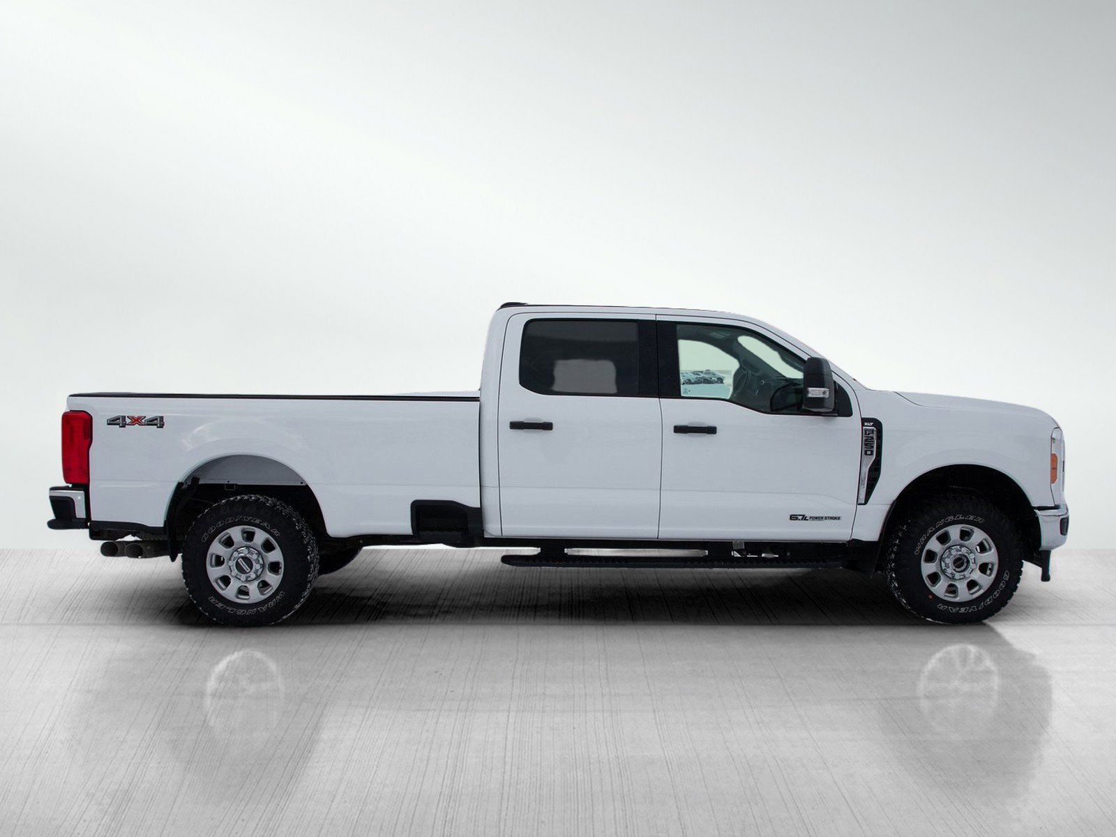 Used 2023 Ford F250 XLT AWD/4WD image 6