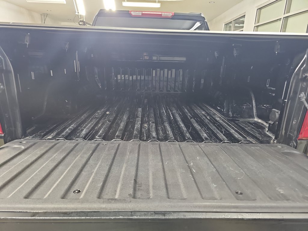 Certified 2024 Chevrolet Silverado 1500 LT AWD/4WD image 15