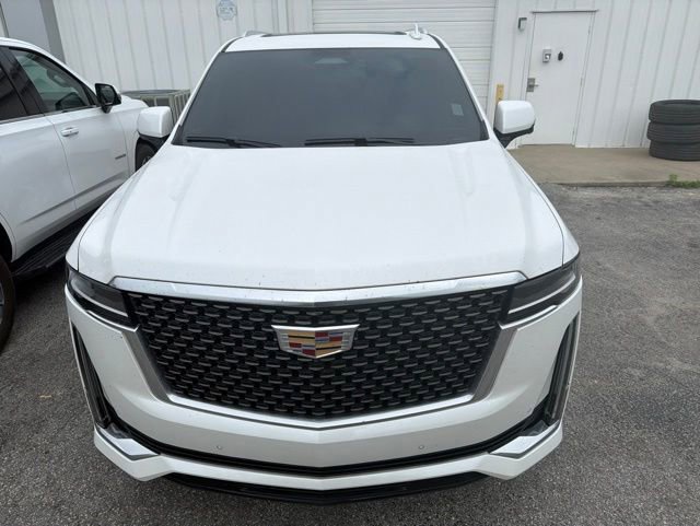 Used 2023 Cadillac Escalade Premium Luxury w/ Performance Package AWD/4WD image 18