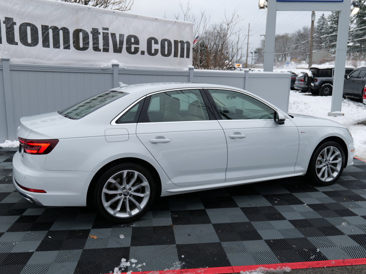 Used 2019 Audi A4 2.0T Premium Plus w/ Premium Plus Package image 5