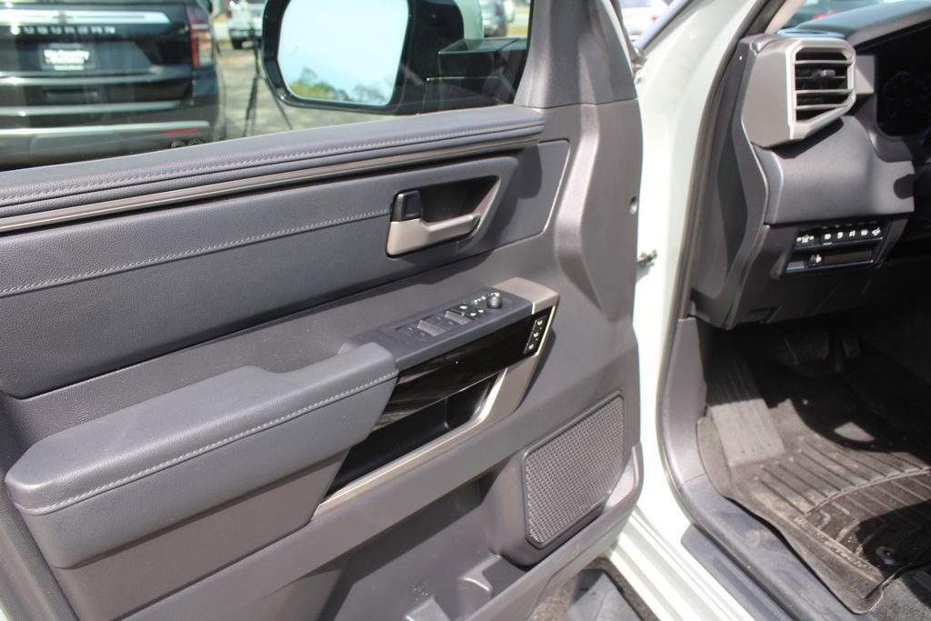 Used 2024 Toyota Tundra Limited image 25