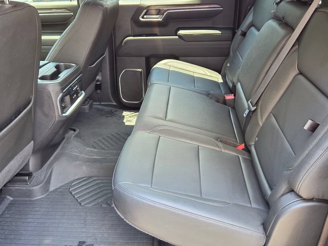 Used 2022 Chevrolet Silverado 1500 LTZ w/ LTZ Premium Package AWD/4WD image 12
