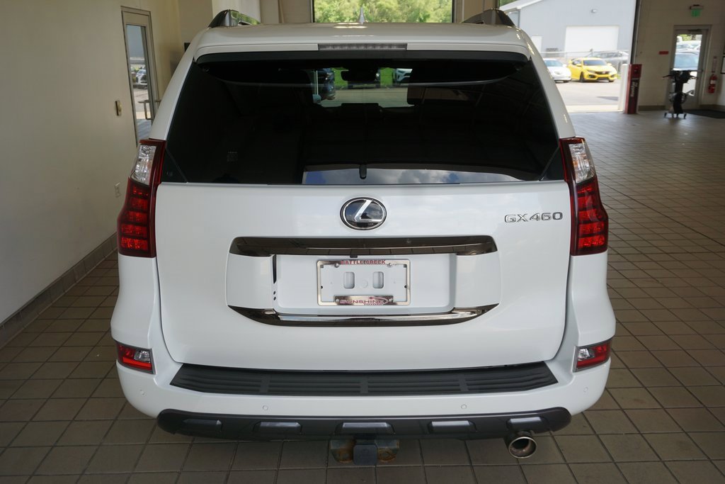 Used 2022 Lexus GX 460 w/ Black Line Special Edition image 19