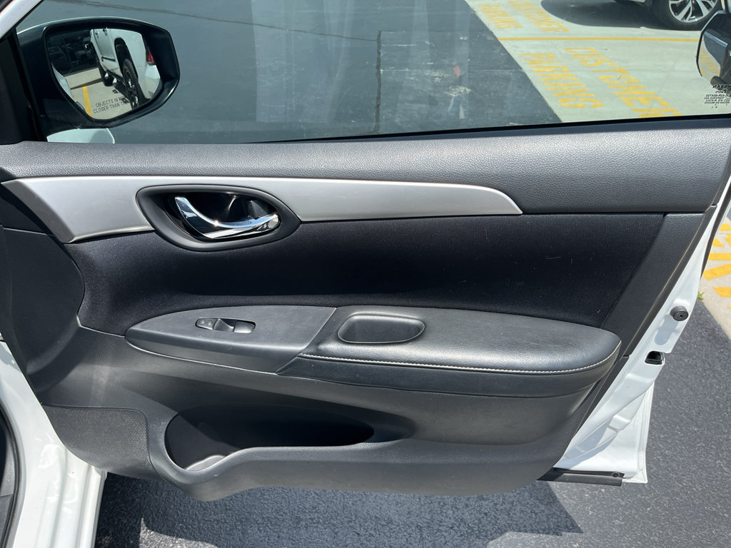 Used 2016 Nissan Sentra S FWD image 46