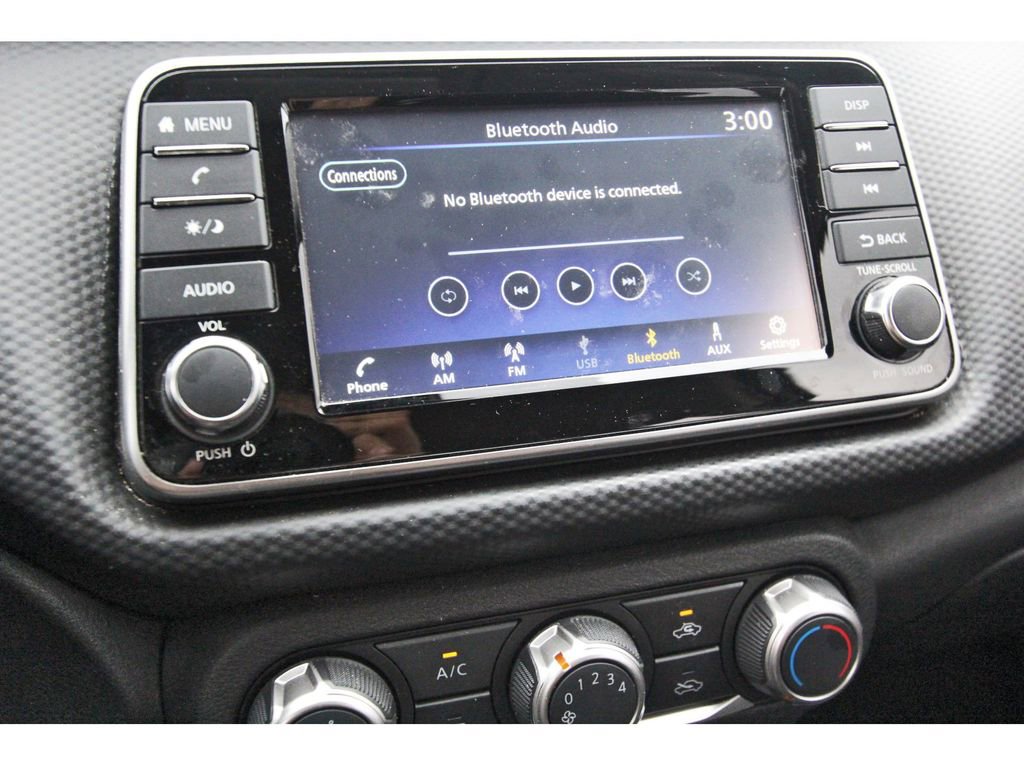 Used 2024 Nissan Kicks S image 19