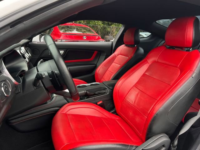 Used 2020 Ford Mustang GT Premium w/ GT Performance Package RWD image 14
