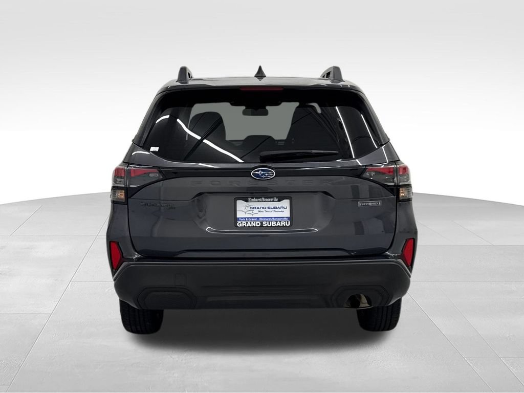 Used 2025 Subaru Forester Premium AWD/4WD image 6