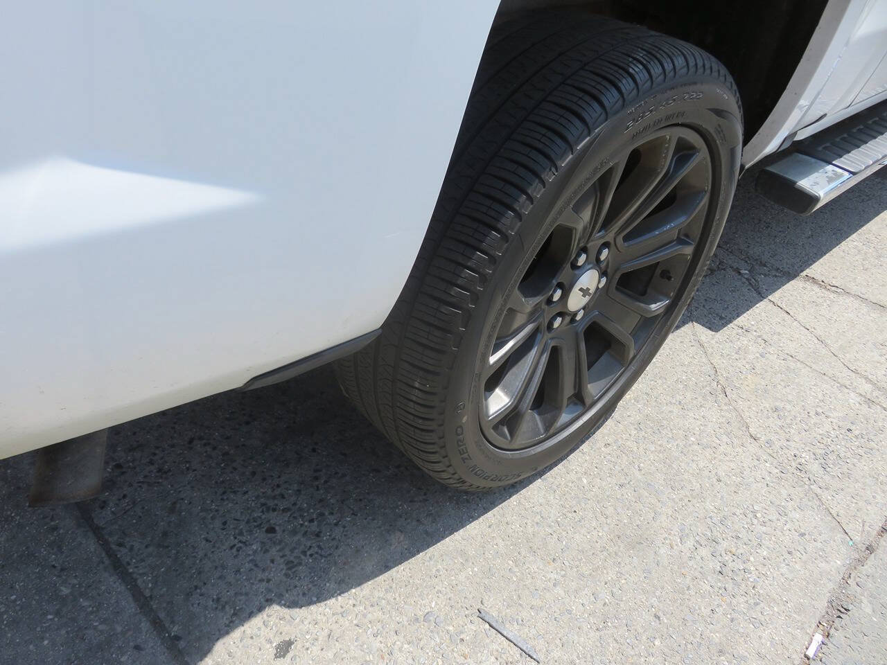 Used 2017 Chevrolet Silverado 1500 LT w/ Texas Edition AWD/4WD image 37
