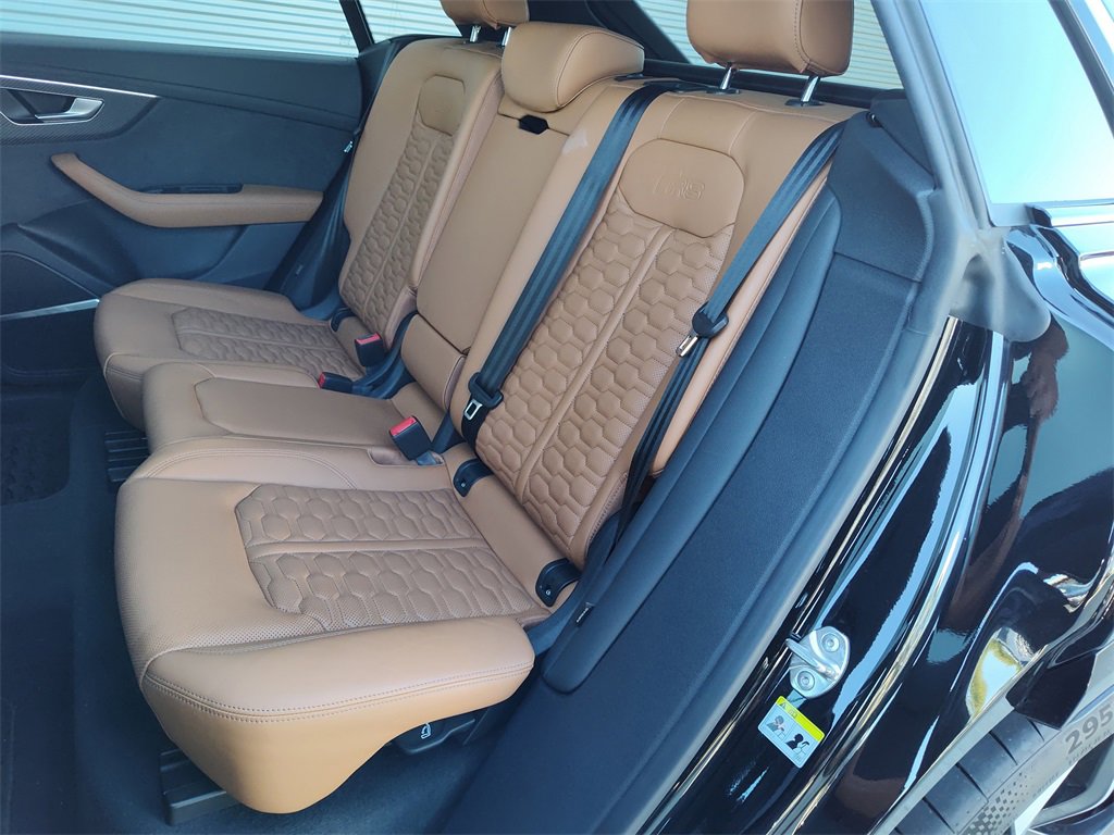 Used 2024 Audi RS Q8 w/ Black Optic Package image 37