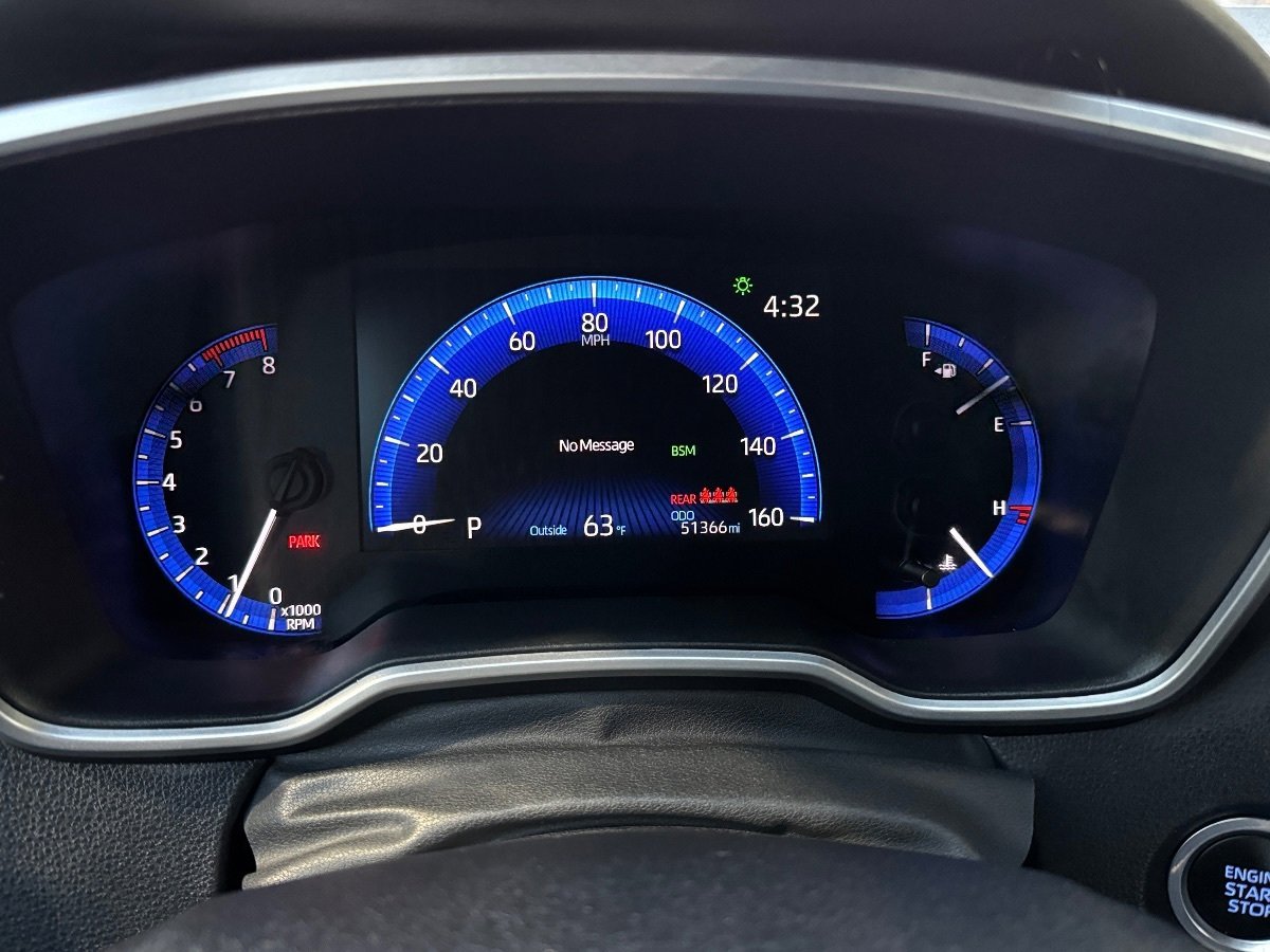 Used 2022 Toyota Corolla XSE image 25