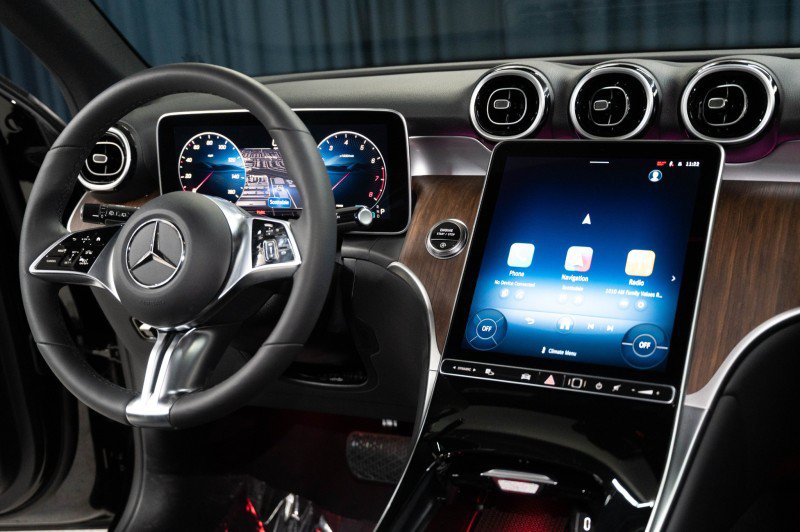 Certified 2026 Mercedes-Benz GLC 300 4MATIC image 18