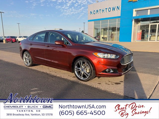 Used 2016 Ford Fusion Titanium FWD image 5