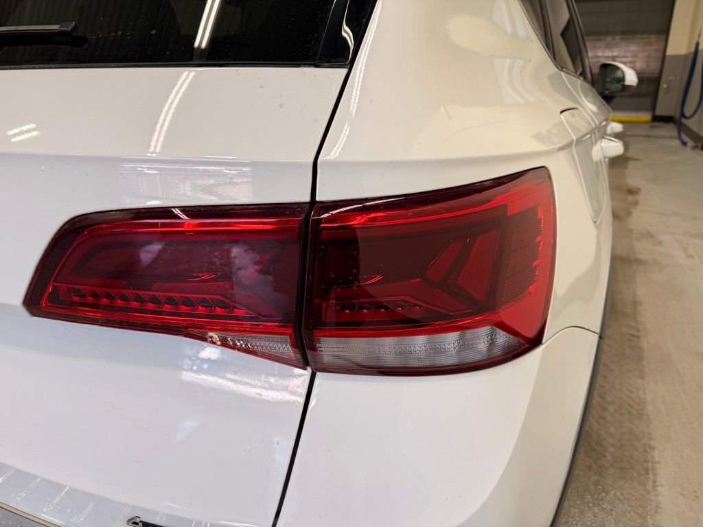 Used 2022 Volkswagen Taos SE image 5