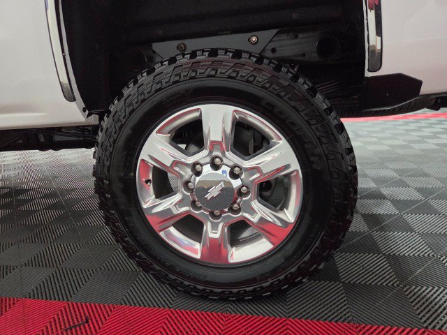 Used 2019 Chevrolet Silverado 2500 LTZ w/ Duramax Plus Package AWD/4WD image 98