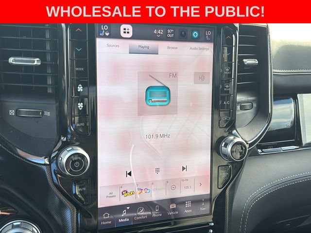 Used 2025 RAM 1500 Limited image 31