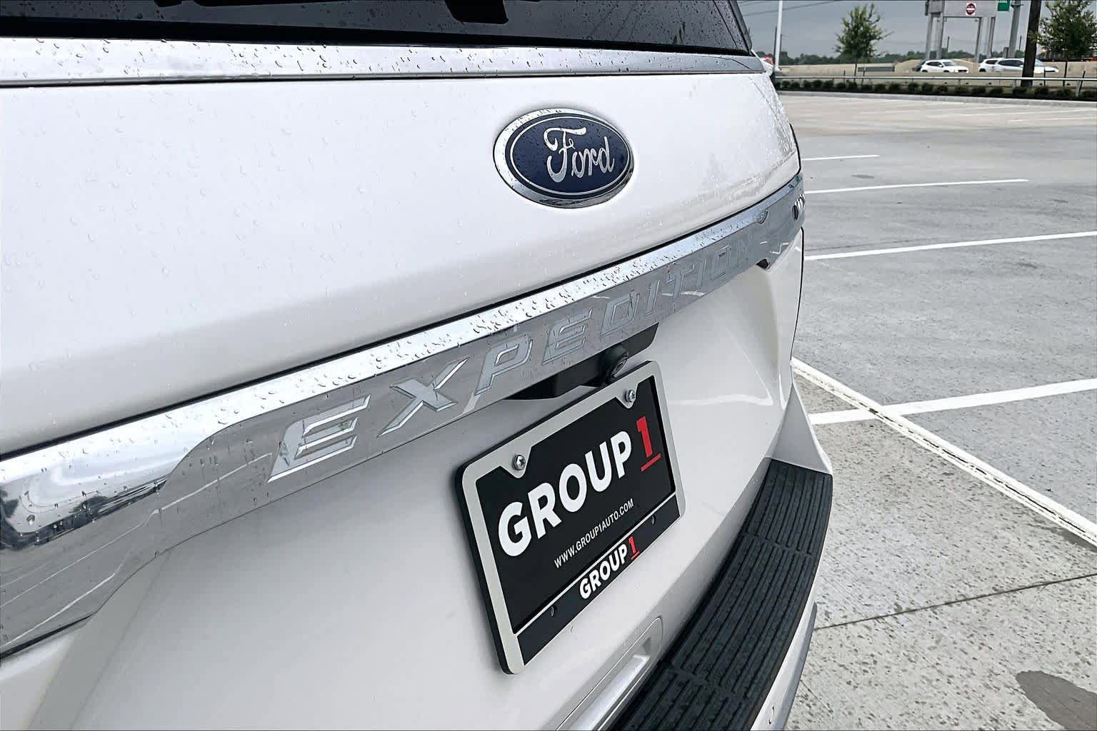 Used 2019 Ford Expedition Max Limited w/ Equipment Group 301A RWD image 28