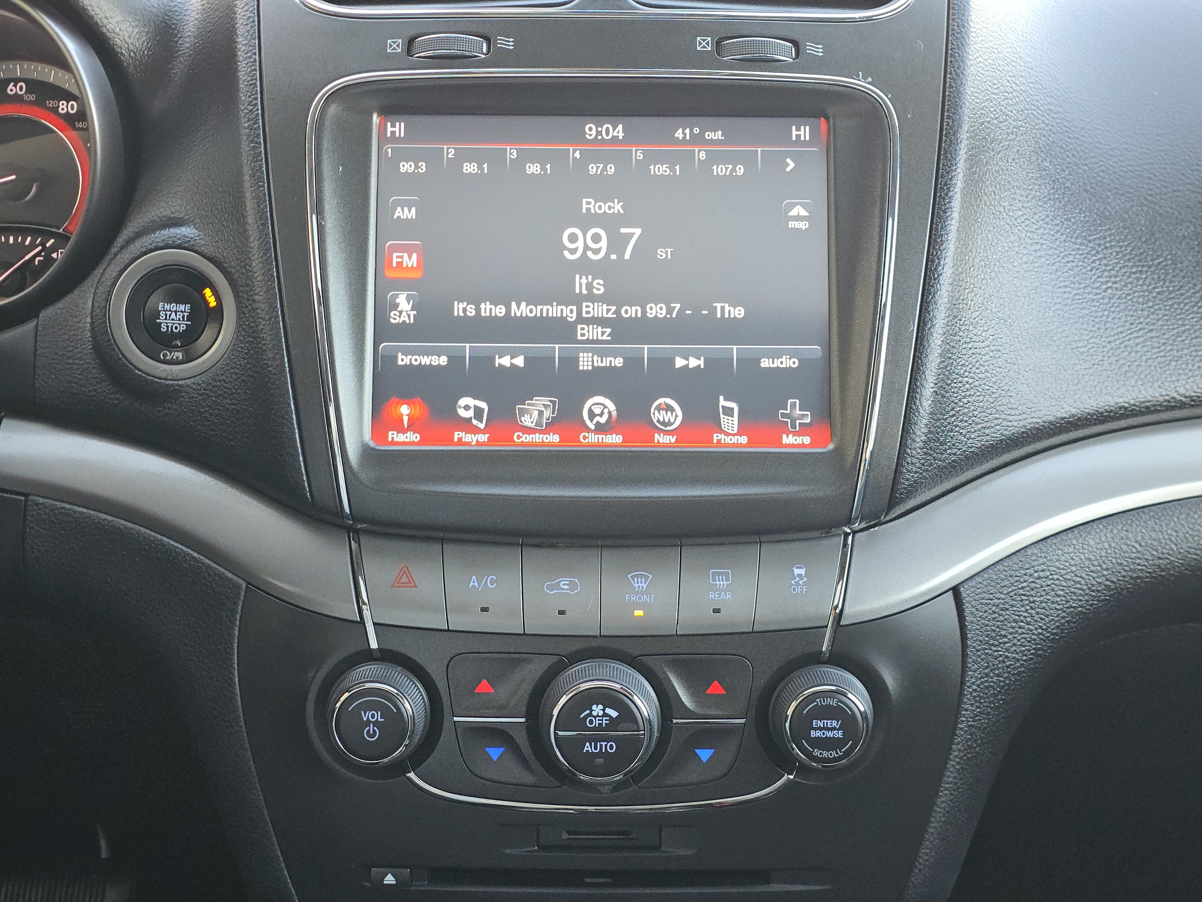 Used 2020 Dodge Journey Crossroad w/ Popular Equipment Group FWD image 25