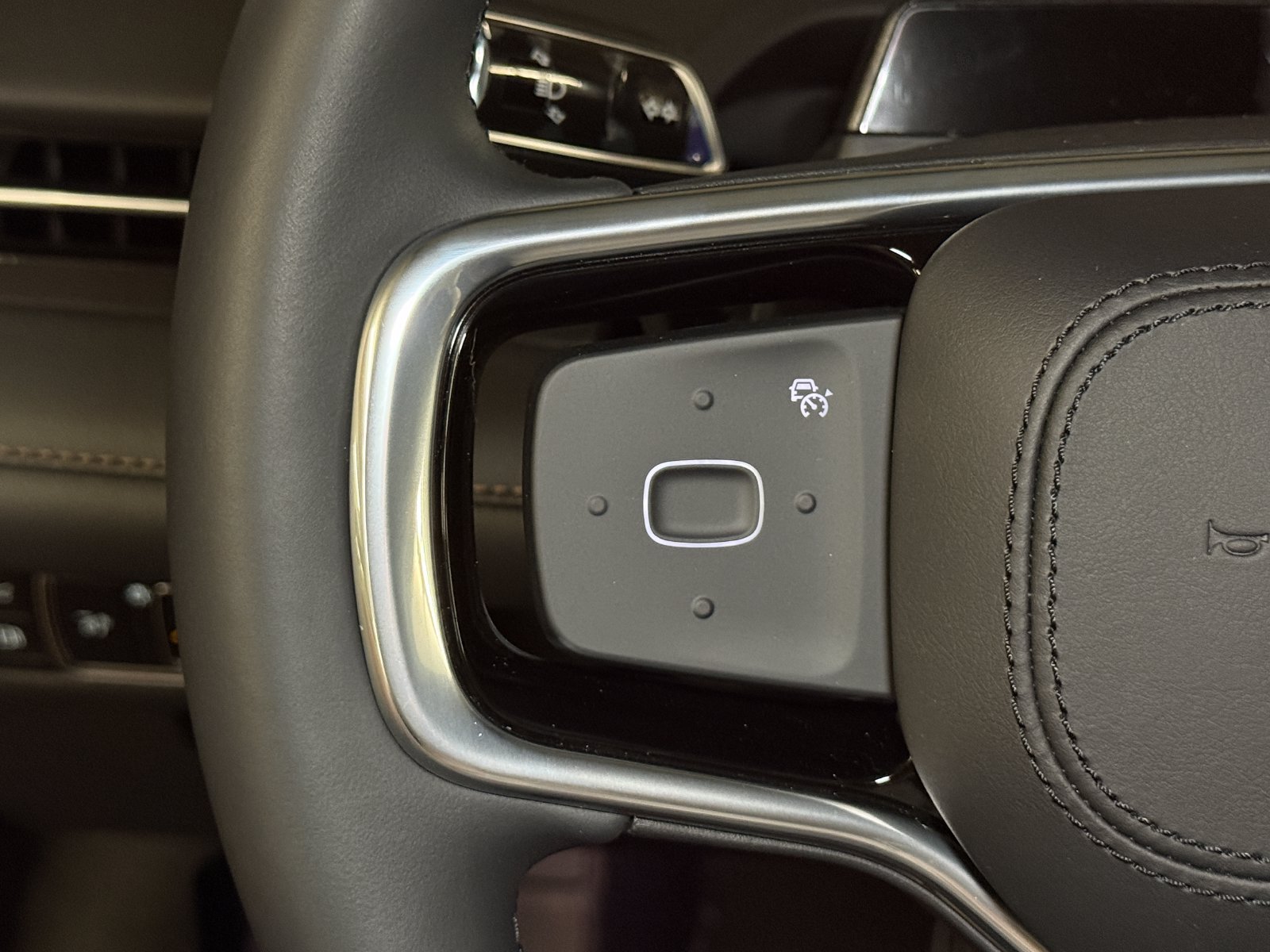 New 2026 Lincoln Nautilus Hybrid AWD/4WD image 31
