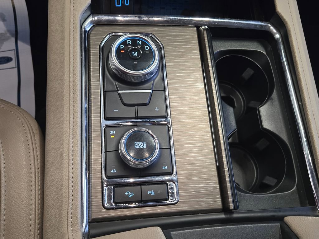 Used 2024 Ford Expedition Limited image 22