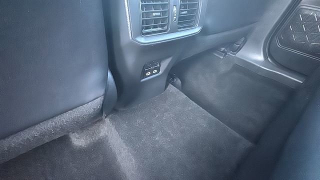 Used 2023 Toyota RAV4 XLE Premium AWD/4WD image 27