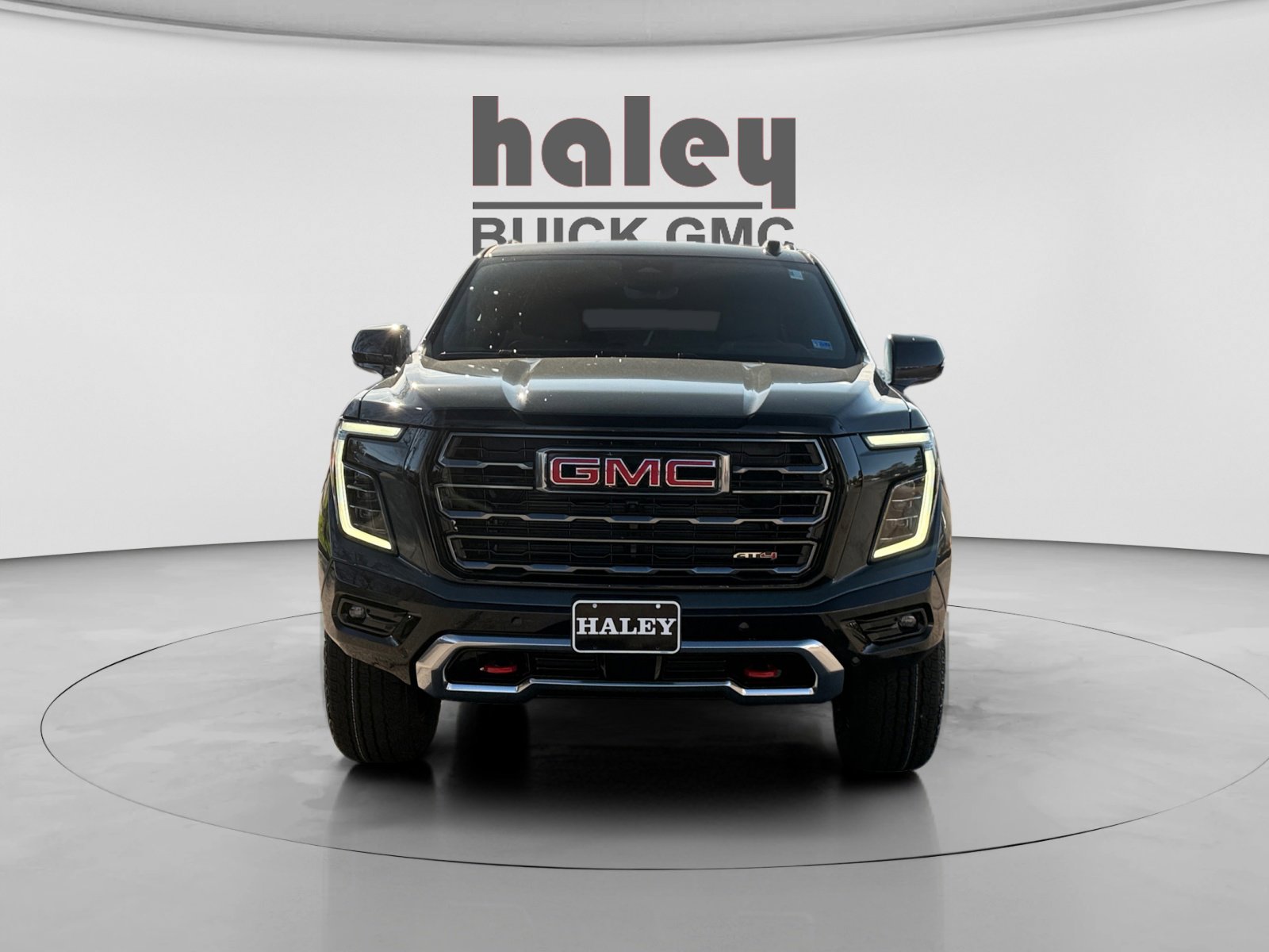 New 2026 GMC Yukon XL AT4 w/ AT4 Premium Package AWD/4WD image 8