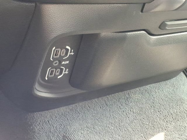 Used 2023 RAM 1500 Big Horn AWD/4WD image 21