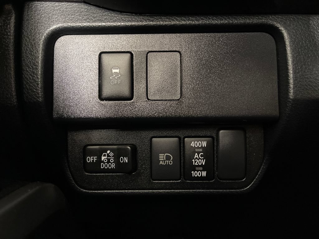 Certified 2023 Toyota Tacoma TRD Sport AWD/4WD image 28