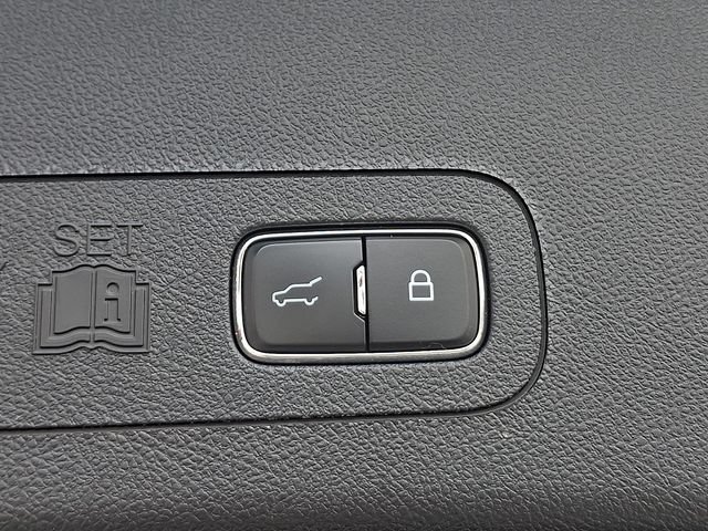 Used 2023 Lincoln Aviator AWD w/ Premium Package image 32