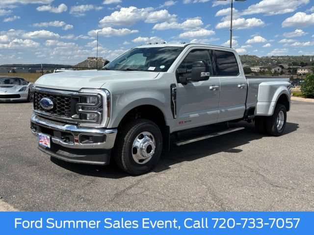 New 2026 Ford F350 Lariat w/ Lariat Ultimate Package
