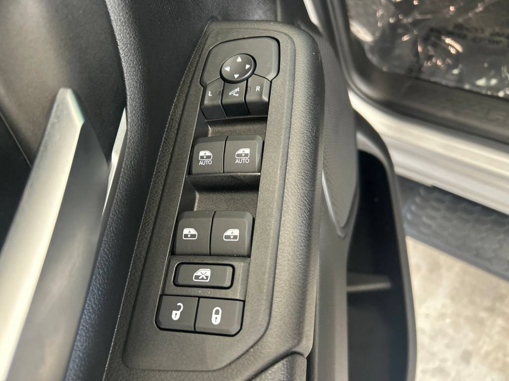 Used 2025 RAM 1500 Big Horn AWD/4WD image 39