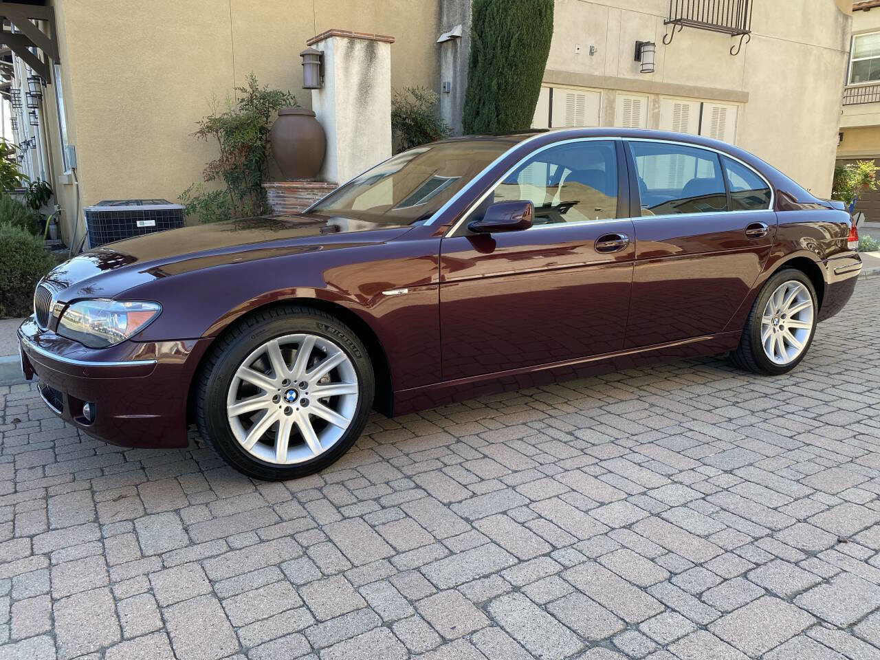Used 2006 BMW 750Li image 1