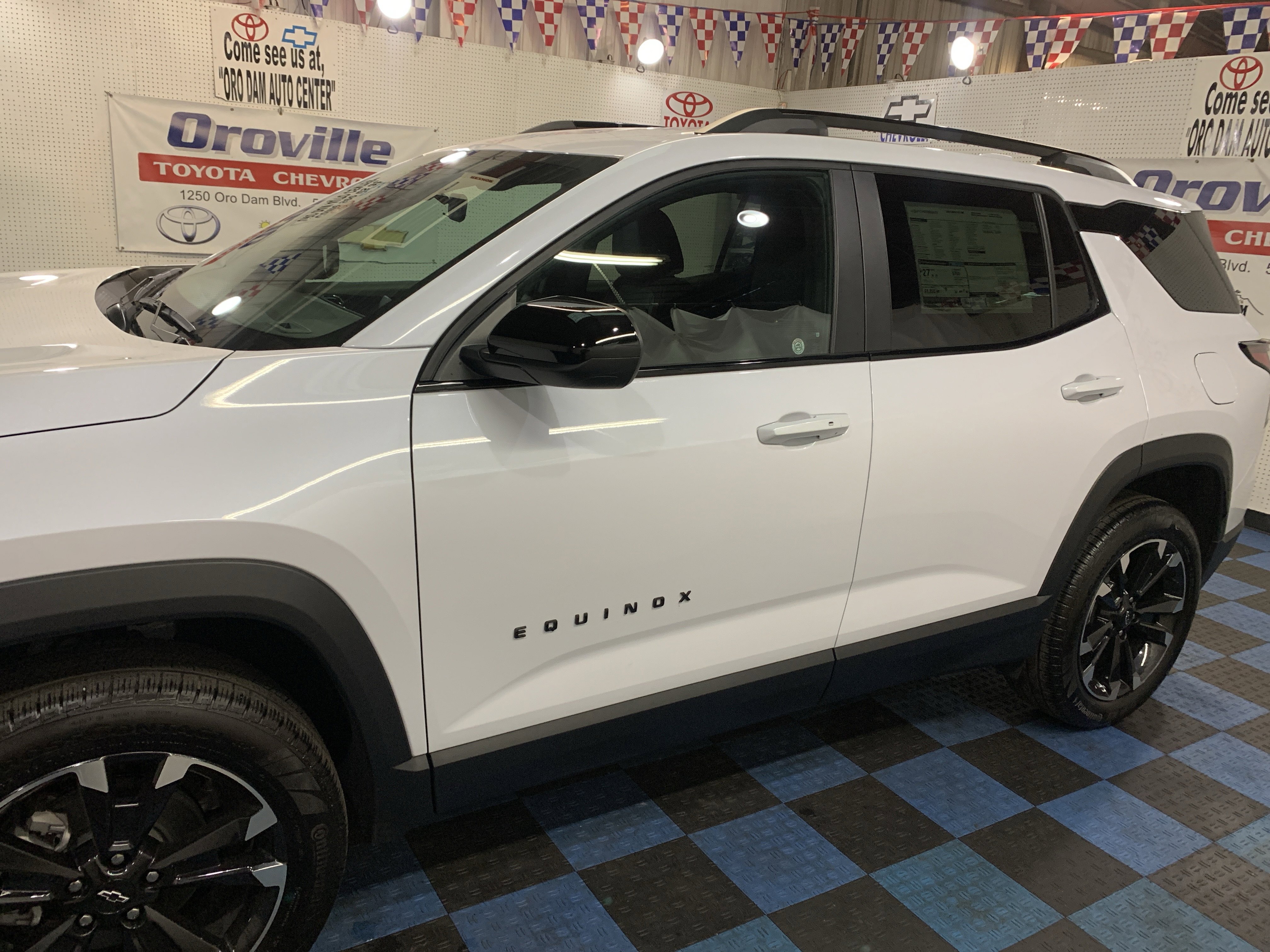 New 2026 Chevrolet Equinox RS image 2