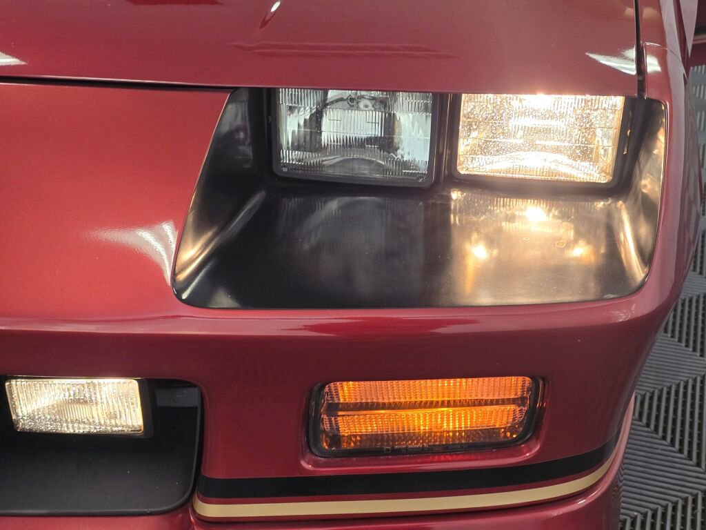 Used 1988 Chevrolet Camaro IROC-Z image 38