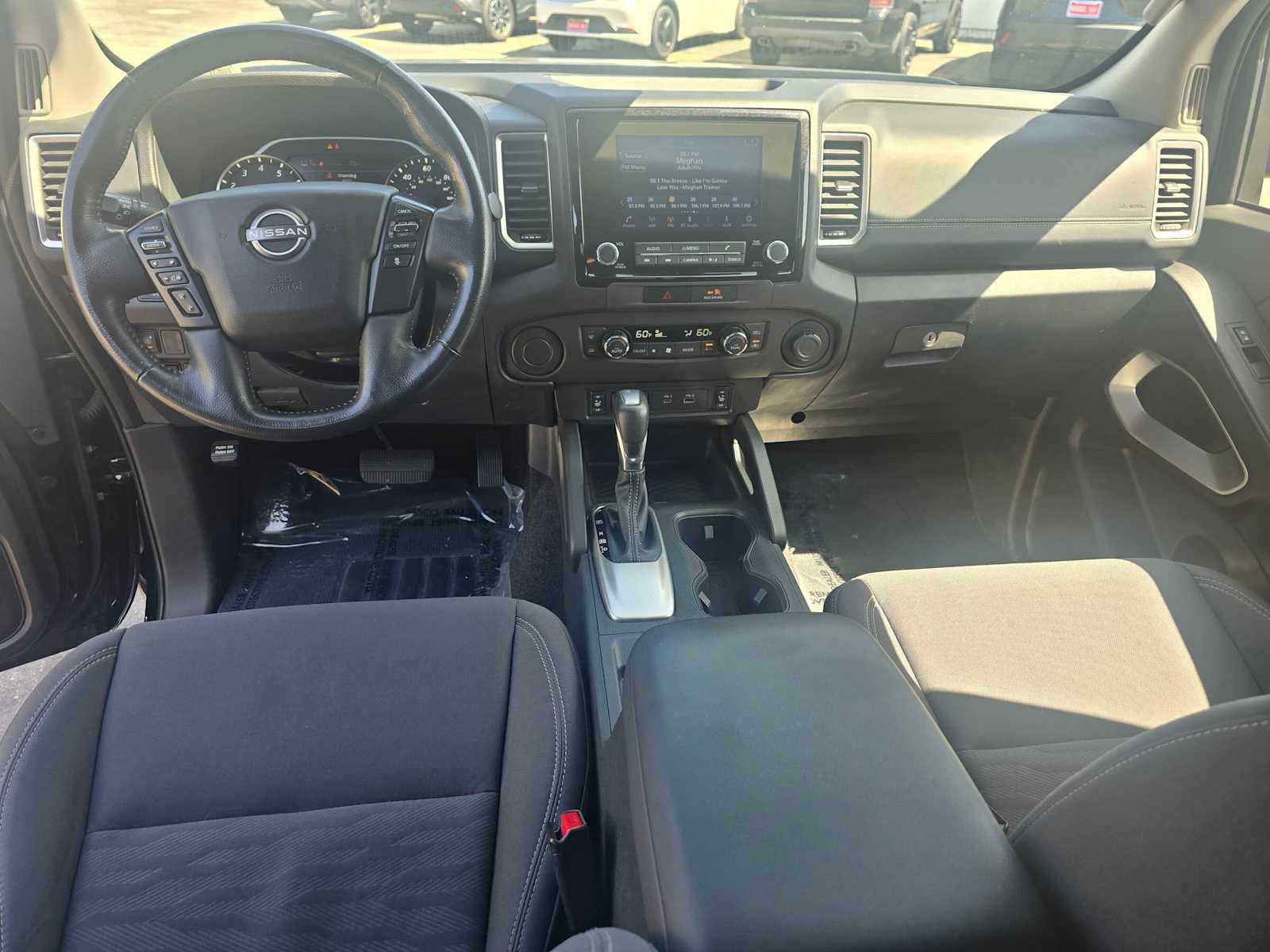 Used 2023 Nissan Frontier SV w/ SV Convenience Package RWD image 18