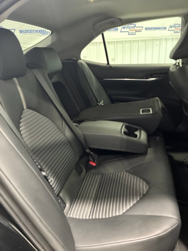 Used 2024 Toyota Camry SE w/ Cold Weather Package FWD image 39