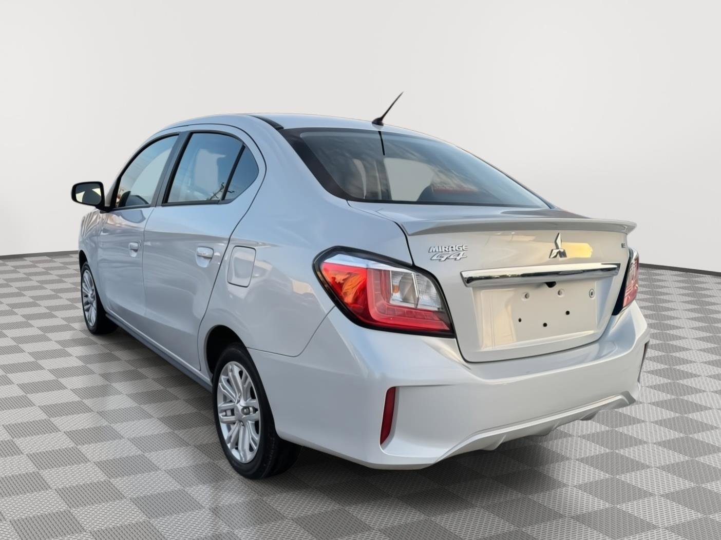 Used 2024 Mitsubishi Mirage G4 SE image 3
