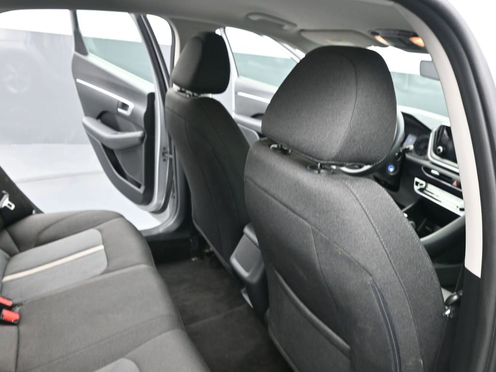 Used 2021 Hyundai Sonata SE image 25