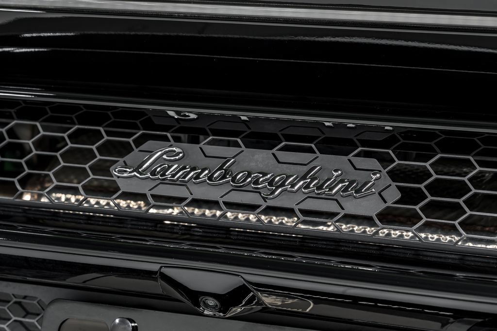 Used 2022 Lamborghini Huracan EVO RWD image 51