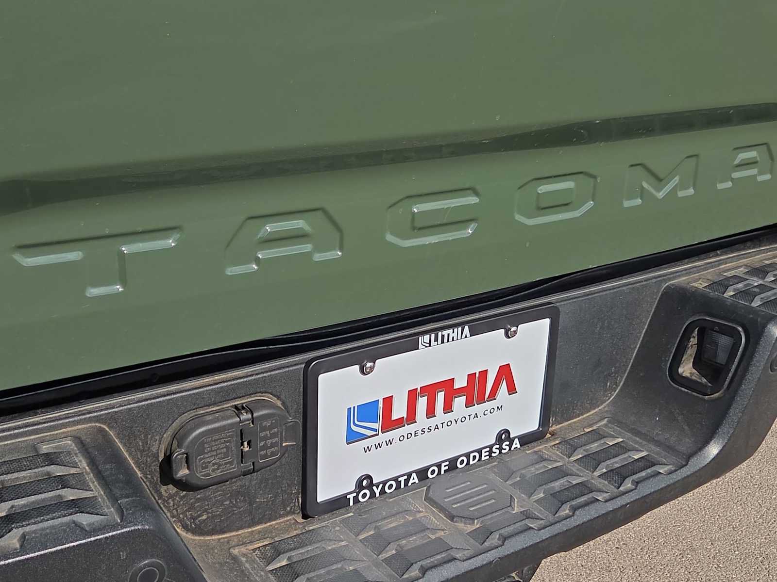 Used 2021 Toyota Tacoma TRD Sport w/ TRD Premium Sport Package RWD image 10