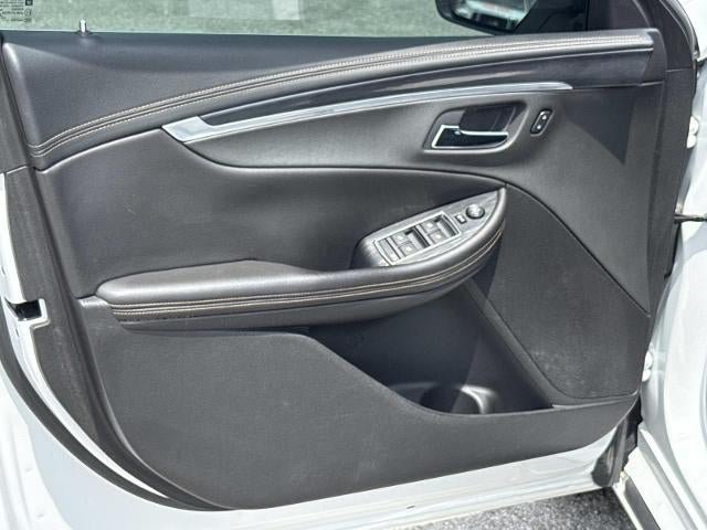 Used 2019 Chevrolet Impala LT FWD image 10