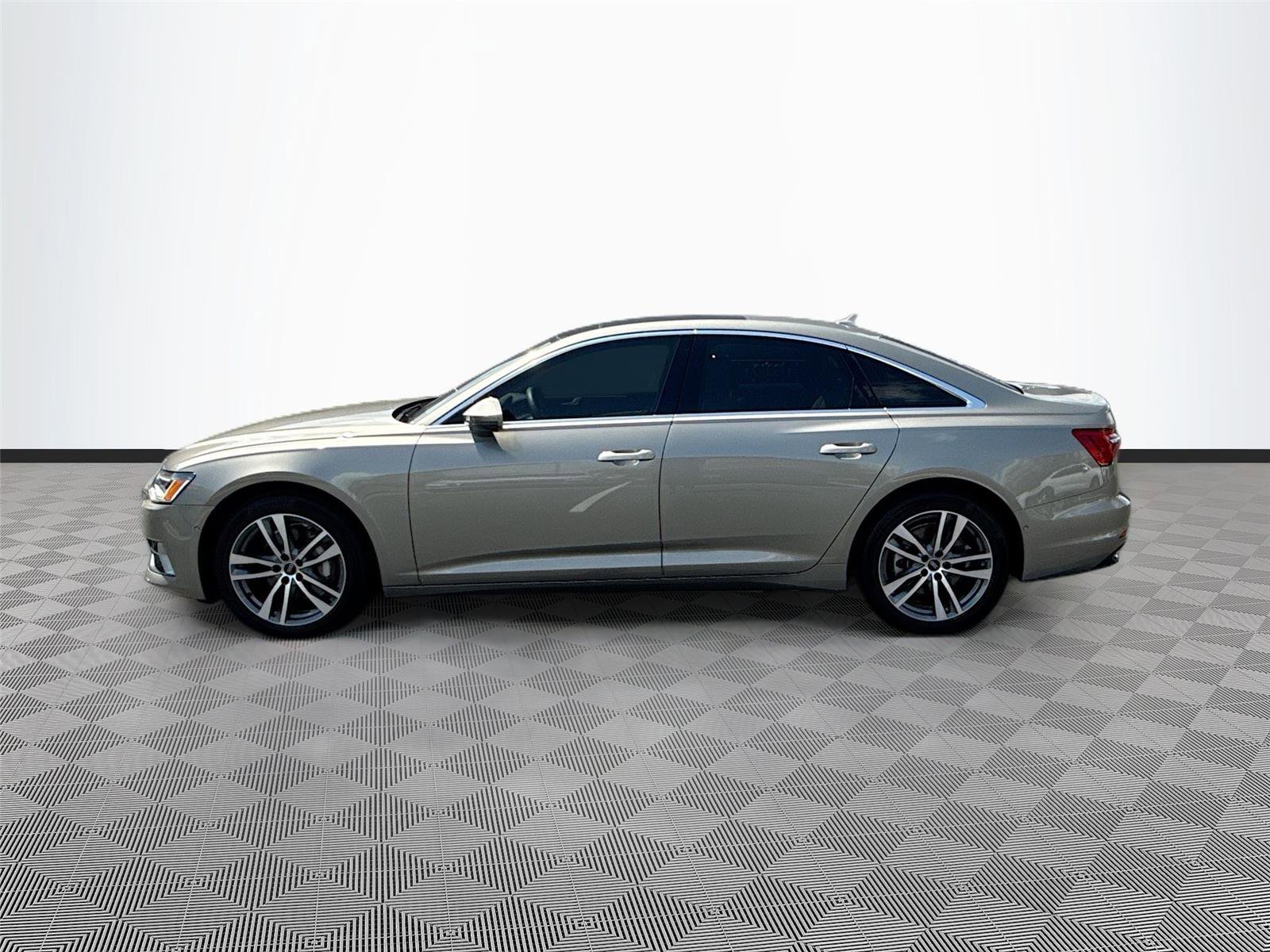 Used 2021 Audi A6 Premium Plus w/ Premium Plus Package image 4