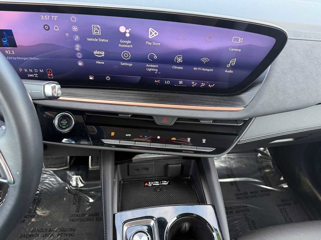 Used 2025 Buick Envision Sport Touring image 32