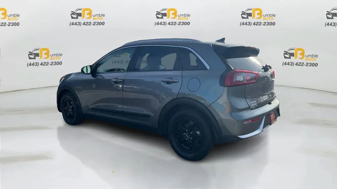 Used 2017 Kia Niro LX image 7