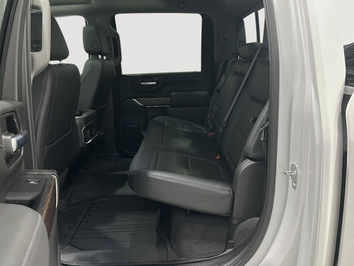 Used 2021 GMC Sierra 2500 Denali w/ Denali Ultimate Package image 22