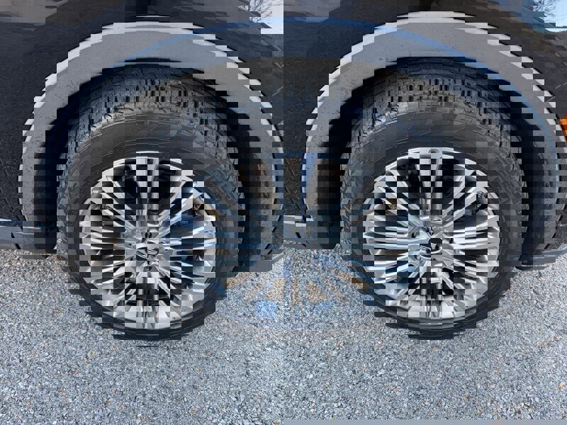 Used 2016 Lincoln MKX Reserve w/ Technology Package image 12