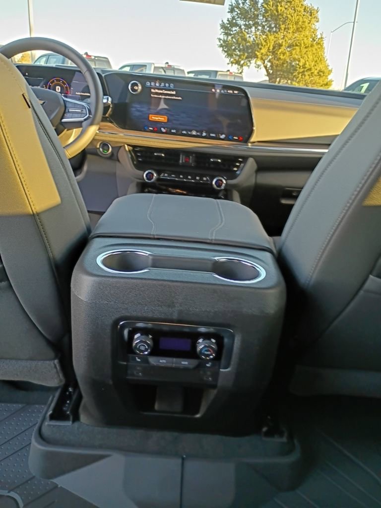 New 2026 Chevrolet Suburban LT w/ Comfort Package image 14