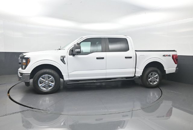 Used 2023 Ford F150 XLT w/ Trailer Tow Package AWD/4WD image 3